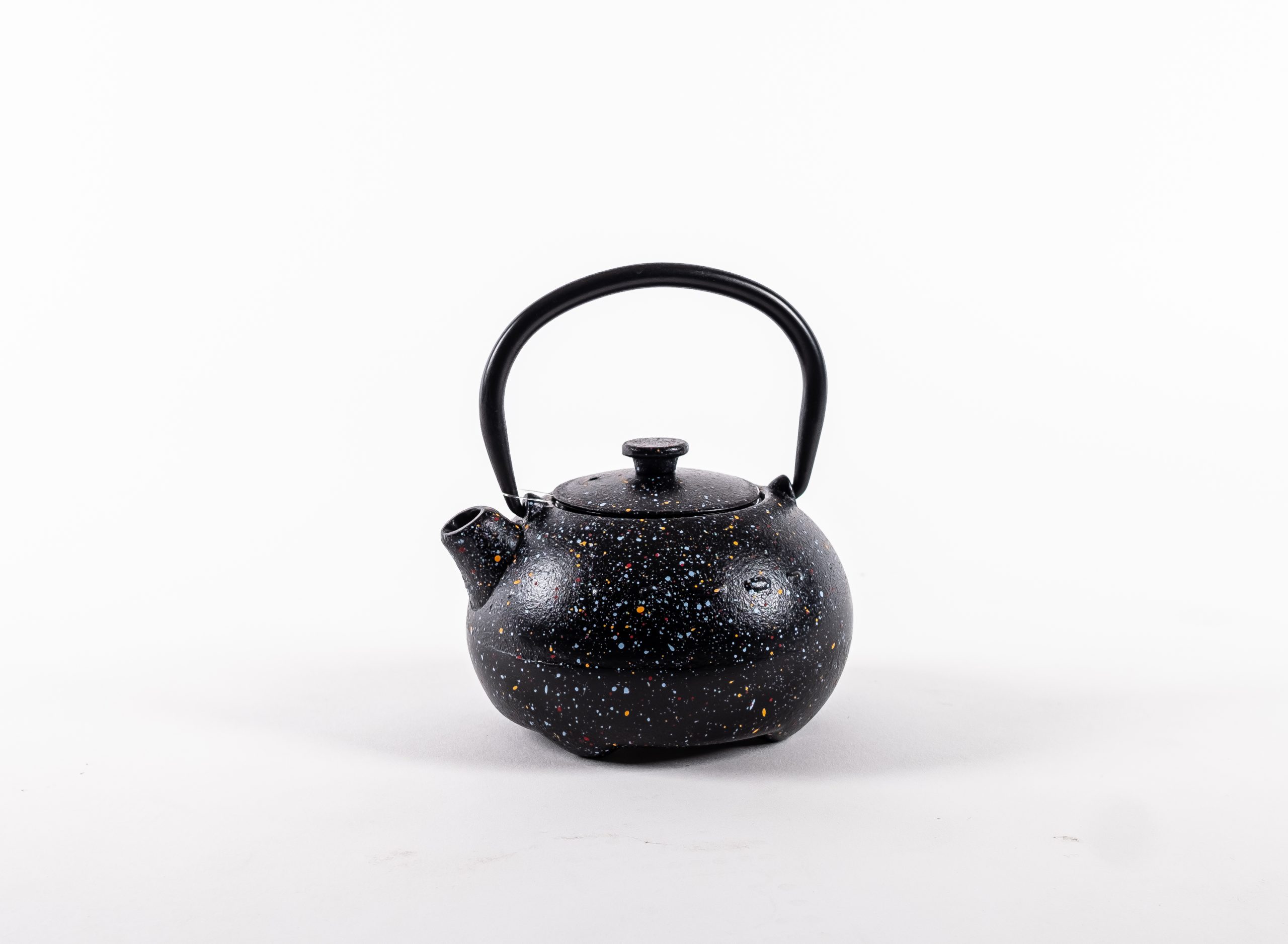 Théière IBILI Graffiti en fer fondu 0,35 l | Les grains du drakkar Théière IBILI Graffiti en fer fondu 0,35 l